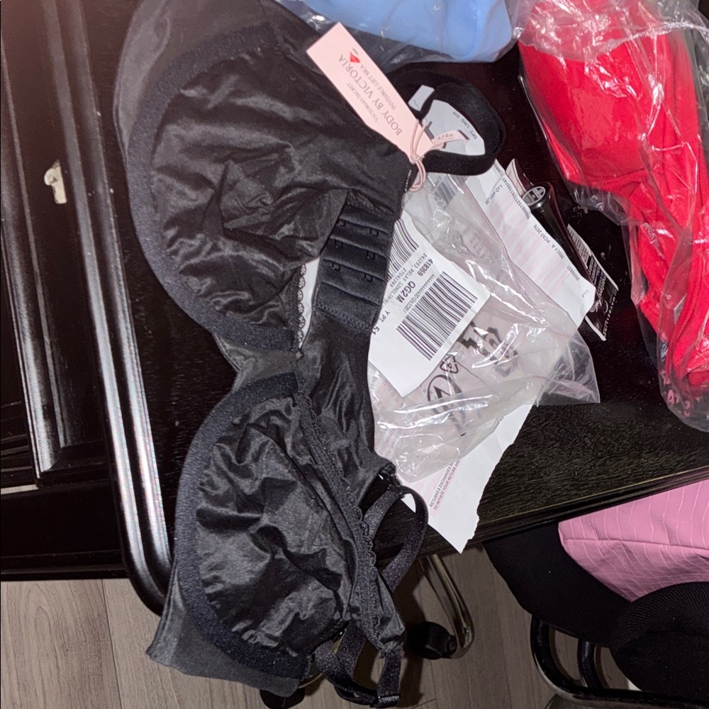 Victoria's Secret Sleek Black bra